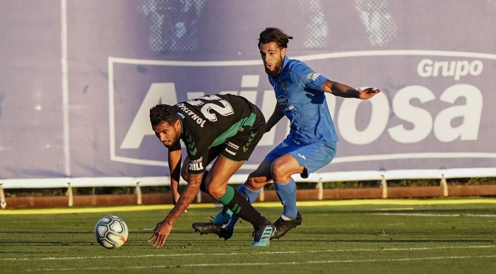 Las mejores imágenes del partido entre el Fuenlabrada y el Elche