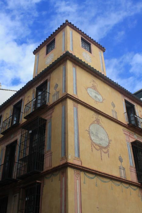 'Cinco bolas' de Simón Flynn, 'Casa del Obispo' de Nina Rodríguez y 'Torre de San Felipe' de Feliciano Ruy, ganadoras del Concurso Fotográfico'Pinturas Murales Barrocas" de Málaga Monumental