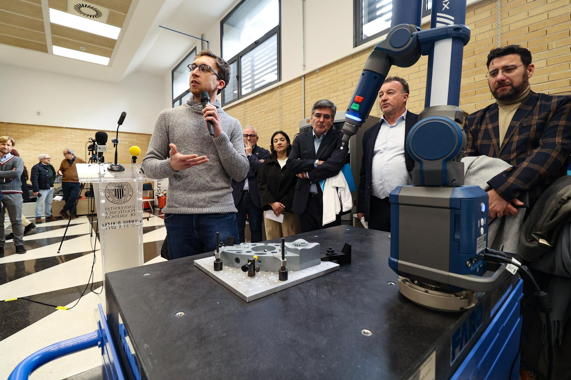 Inauguración del Laboratorio Digital en la UPV de Alcoy
