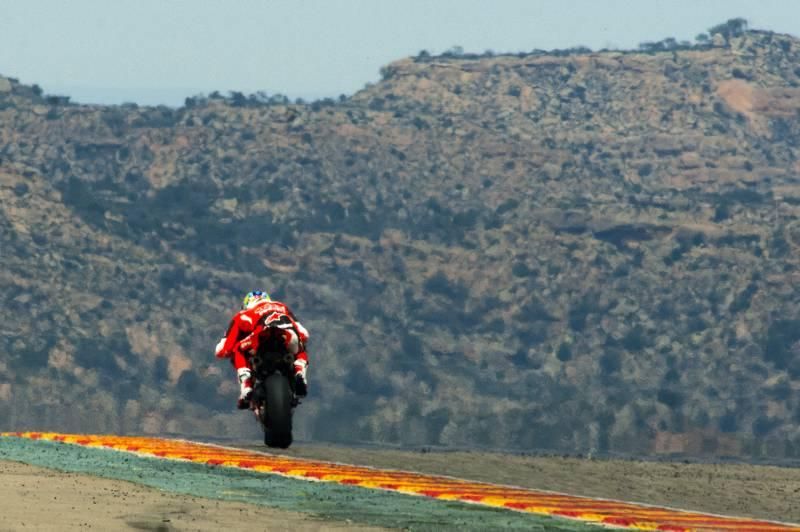 Las imágenes de la Carrera 2 de World Superbike en MotorLand