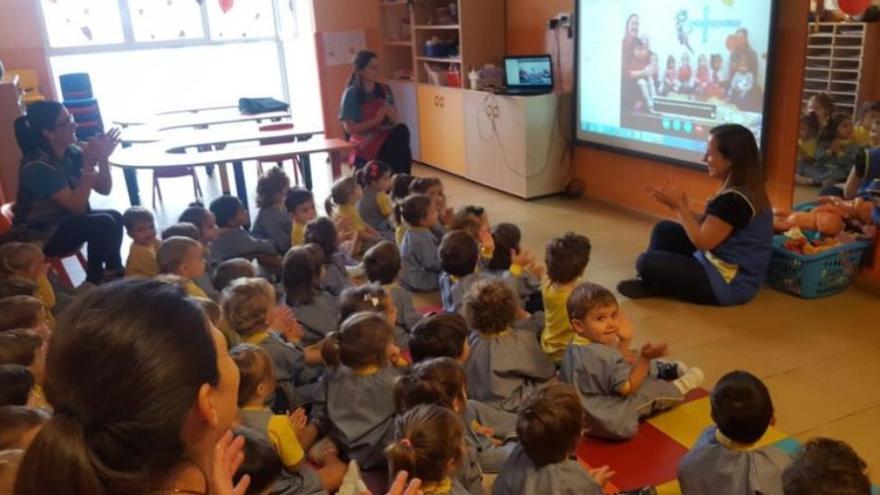 La escuela dispone de cinco aulas amplias y luminosas.