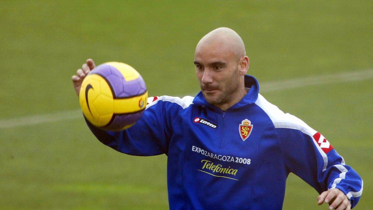 José Movilla, durante un entrenamiento con el equipo en el año 2006