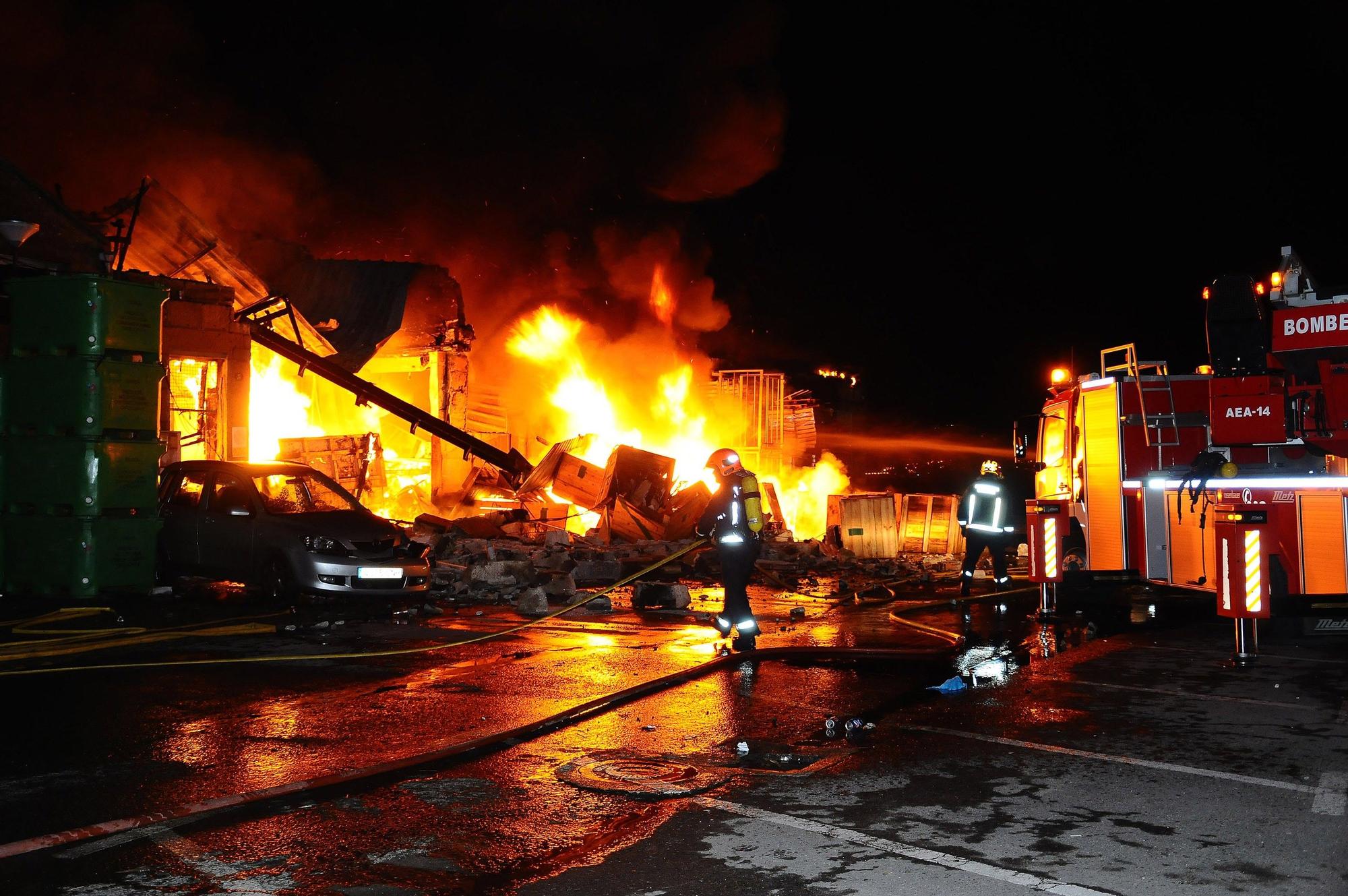 Incendio de Conservas Lago Paganini. Diciembre de 2011