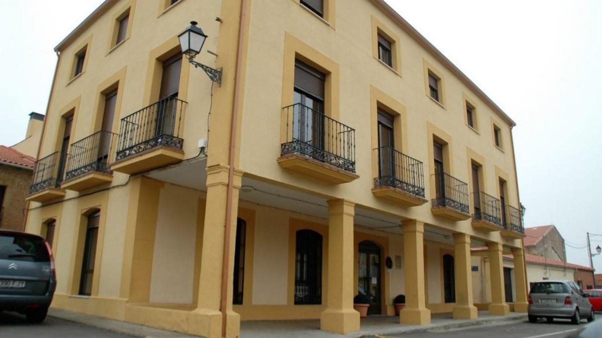 Residencia La Plaza, en pleno corazón de Moraleja del Vino.