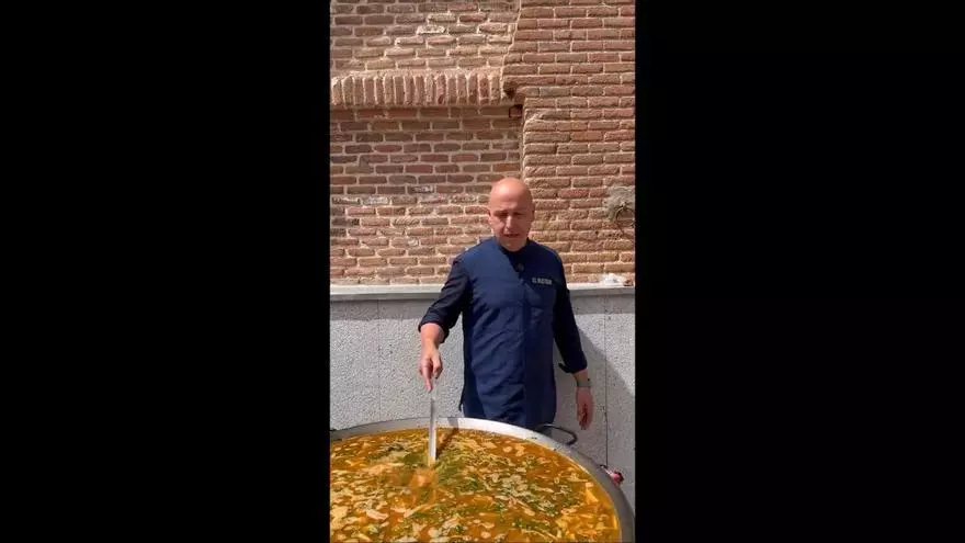 Meliana lleva la paella de fetge de bou a la plaza Las Ventas de Madrid.