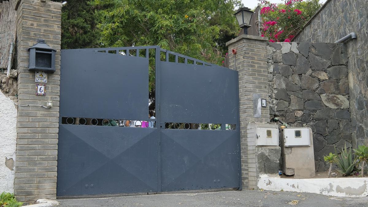 Puerta del centro de menores de Tafira.