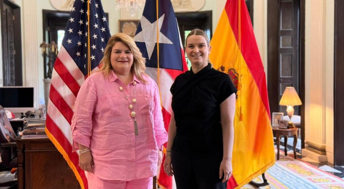La gobernadora de Puerto Rico, Jenniffer González, junto a Marga Prohens.