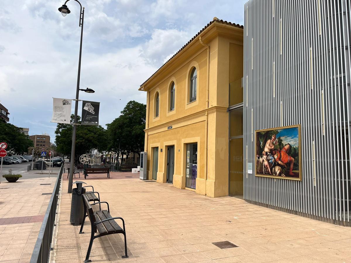 Lienzo “Venus y Adonis”, en la antigua estación de tren de Quart de Poblet.