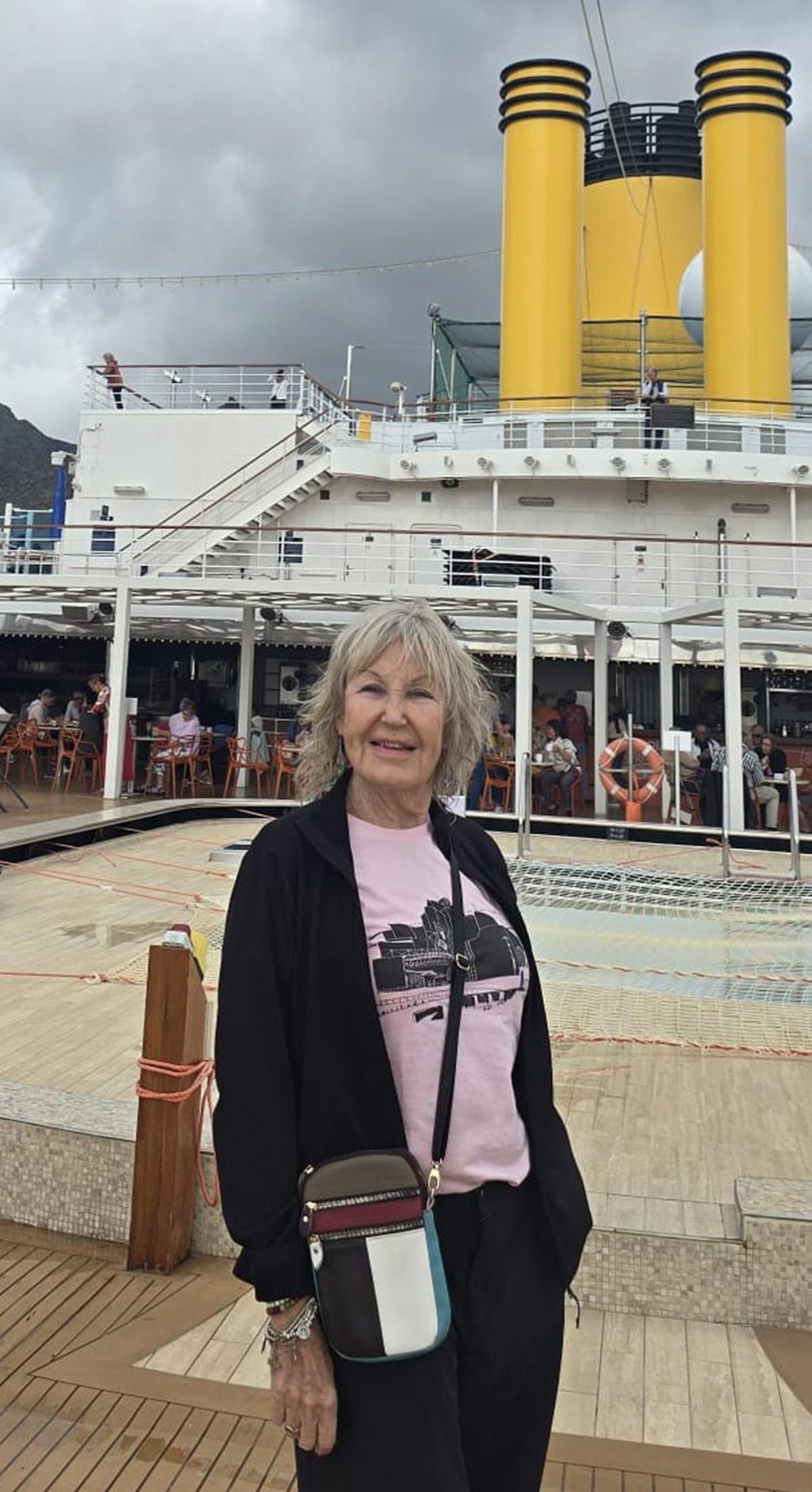 Maite Pons, viatgera: "Fer la volta al món és una cosa que s’hauria de fer almenys un cop"