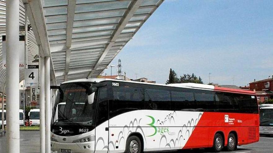 Autocars del Bages Exprés a l&#039;estació d&#039;autobusos de Manresa