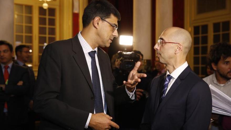 El sindico mayor, Joan Rosselló,  junto al exdirector de Anticorrupción Jaume Far. | D.M.