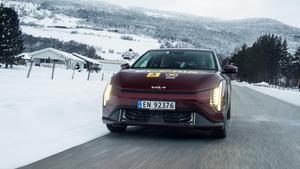 El Kia EV4 se ha enfrentado al Prix Winter Test Drive organizado por la Federación Noruega de Automovilismo.