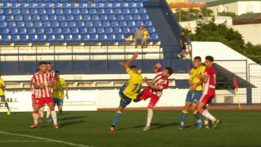 La UD Las Palmas empata frente al Almería