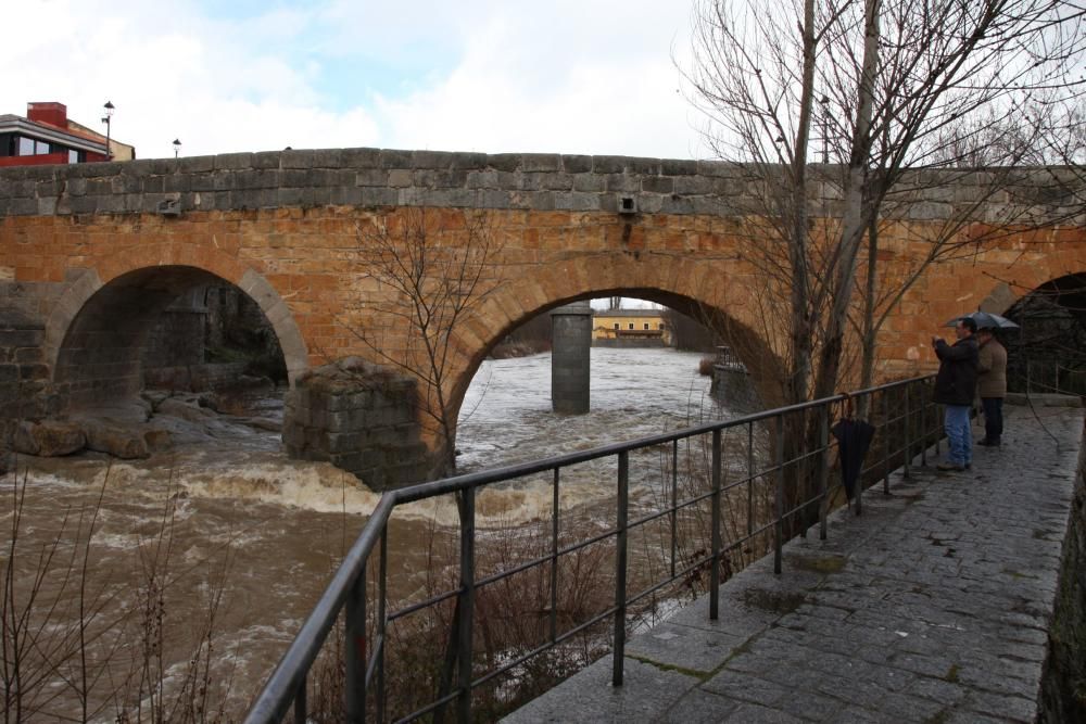 Alerta en Castilla y León por la crecida de ríos