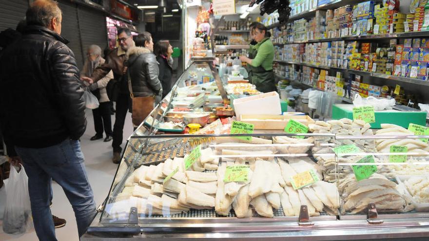 Una de les parades del mercat de Puigmercadal.