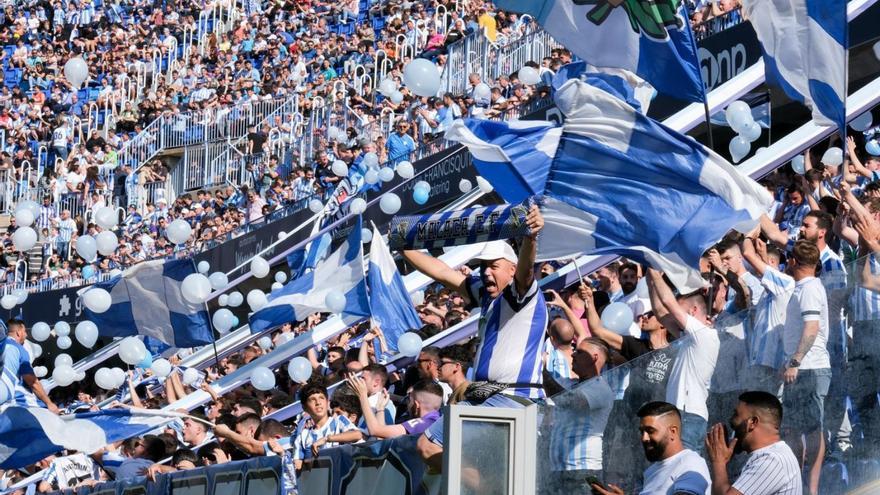 La afición ha sido, de largo, lo mejor del Málaga CF esta temporada. | GREGORIO MARRERO