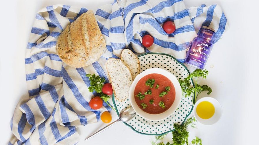 Los riesgos que corre tu salud si abusas del gazpacho en verano