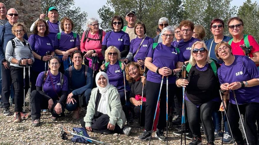 Sant Fruitós fa marxa nòrdica per Castellbisbal