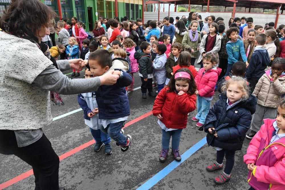 Día da Paz no colexio coruñés Raquel Camacho