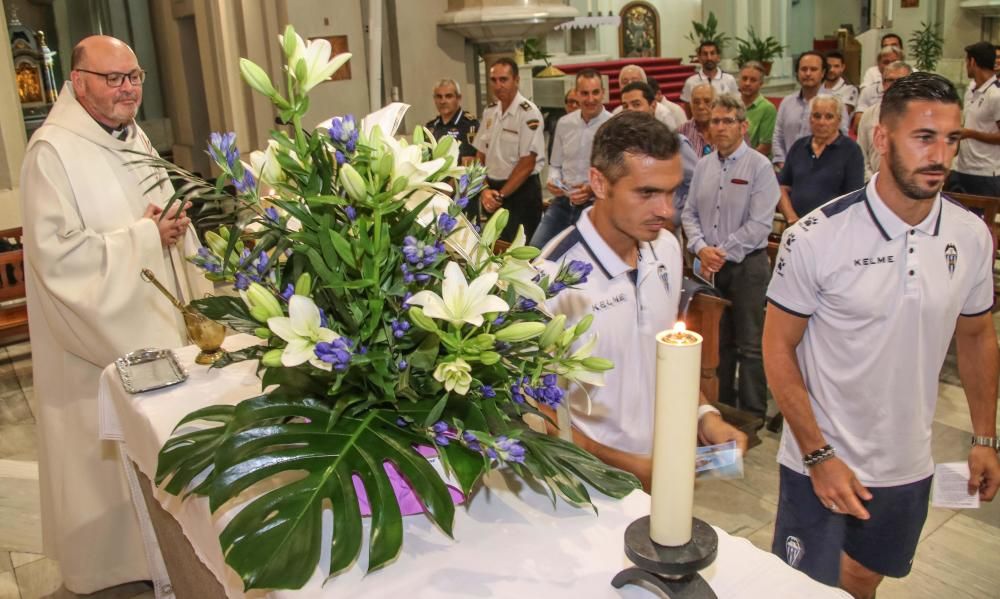 Ofrenda floral del Alcoyano