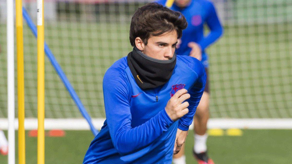 Riqui Puig se entrena con el Barça B