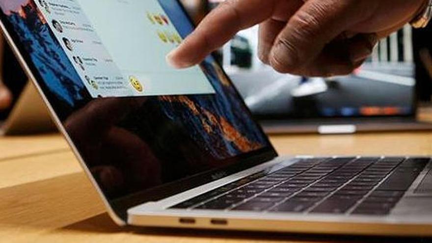 Els ports dels MacBook Pro: innovació o endarreriment?