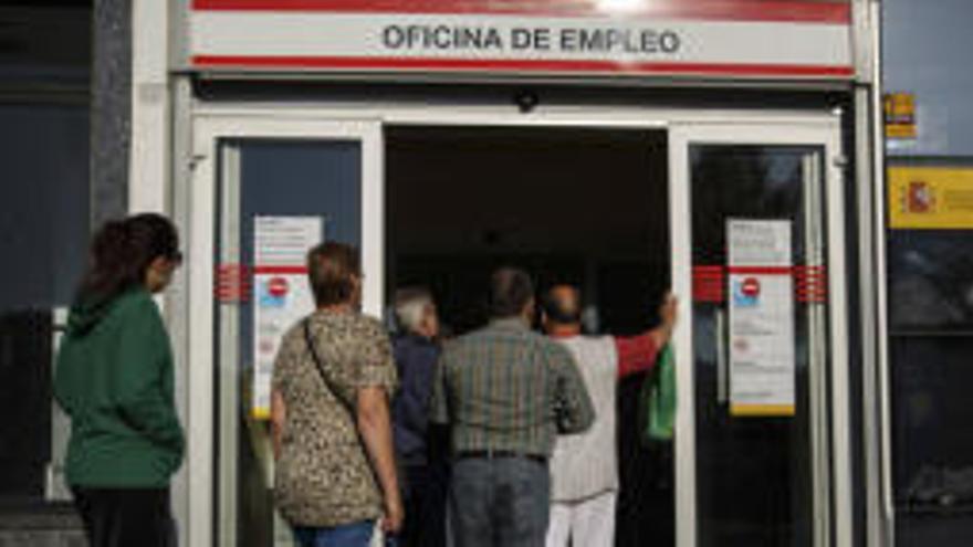 El paro aumenta en 6.400 personas durante el primer trimestre