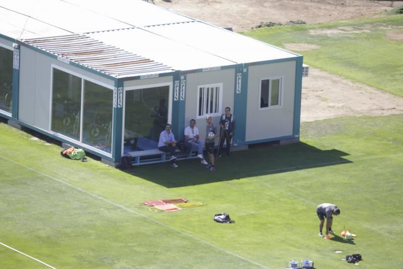 Entrenamiento CD Tenerife Es a puerta cerrada  | 12/03/2020 | Fotógrafo: Delia Padrón