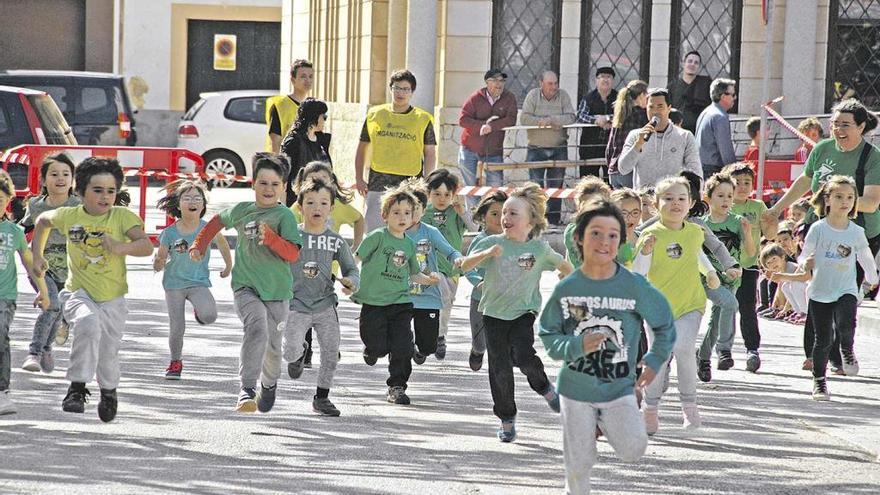 Carrera solidaria de los niños de Santa Maria