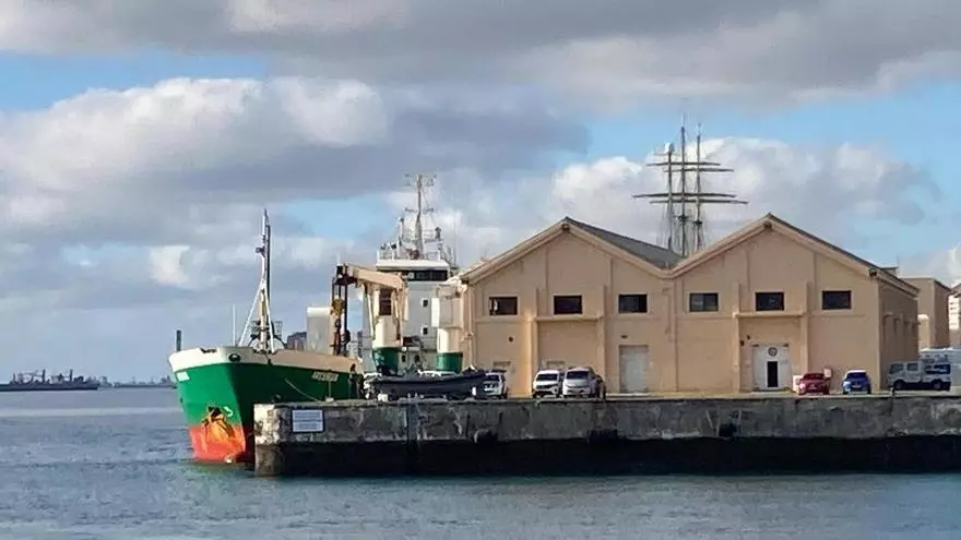 Apresado cerca de Canarias el buque con el mayor alijo de cocaína en alta mar