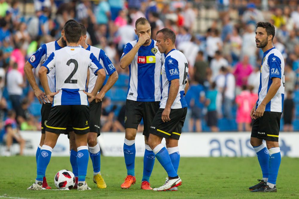 La derrota del Hércules ante el Teruel en imágenes