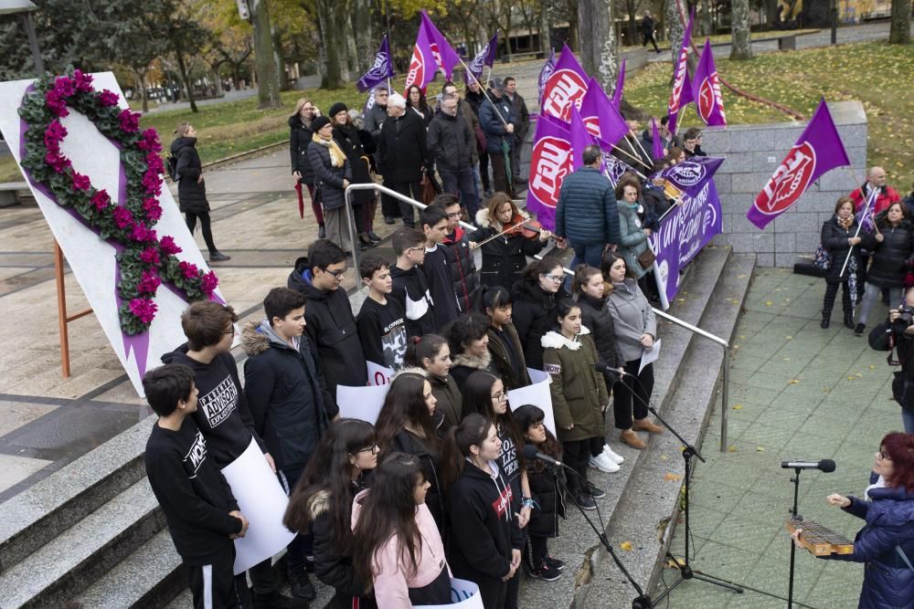 Las imágenes de la jornada: Zamora dice 'No' a la violencia de género