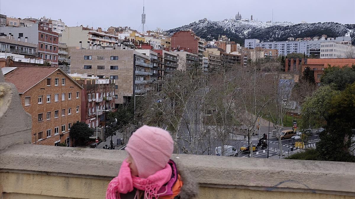 zentauroepp42587560 barcelona 20 03 2018   barcelona   nieve en el tibidabo   fo180320091012