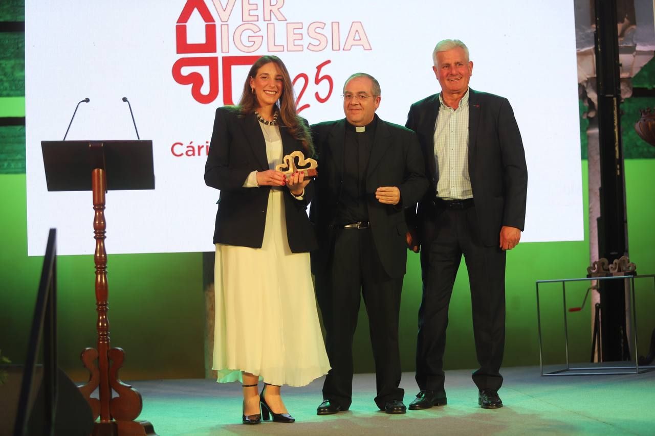 La entrega de los premios 'Ver Iglesia 25' y ‘Entidades con Corazón’, en imágenes