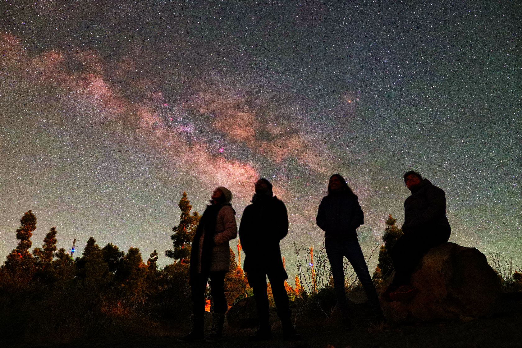 Imagen de una actividad de astroturismo impartida por Frank A. Rodríguez.