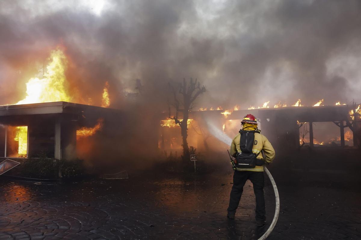 Incendio forestal de Palisades en Pacific Palisades, California (USA).