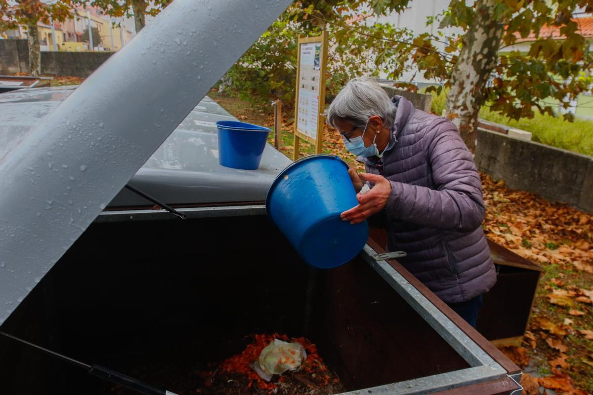 El compostaje es una de las herramientas para reducir la basura no reciclable.