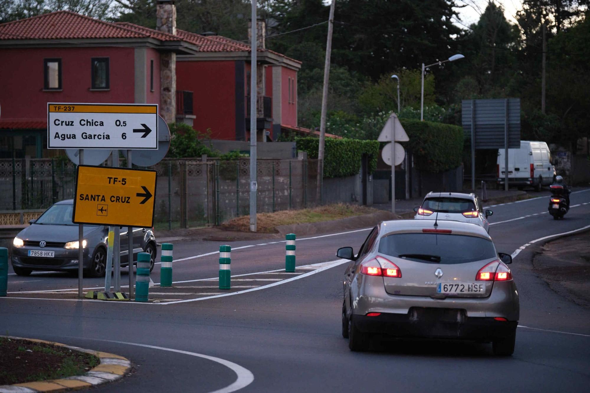 Colas en Tenerife el primer día de cortes en la autopista