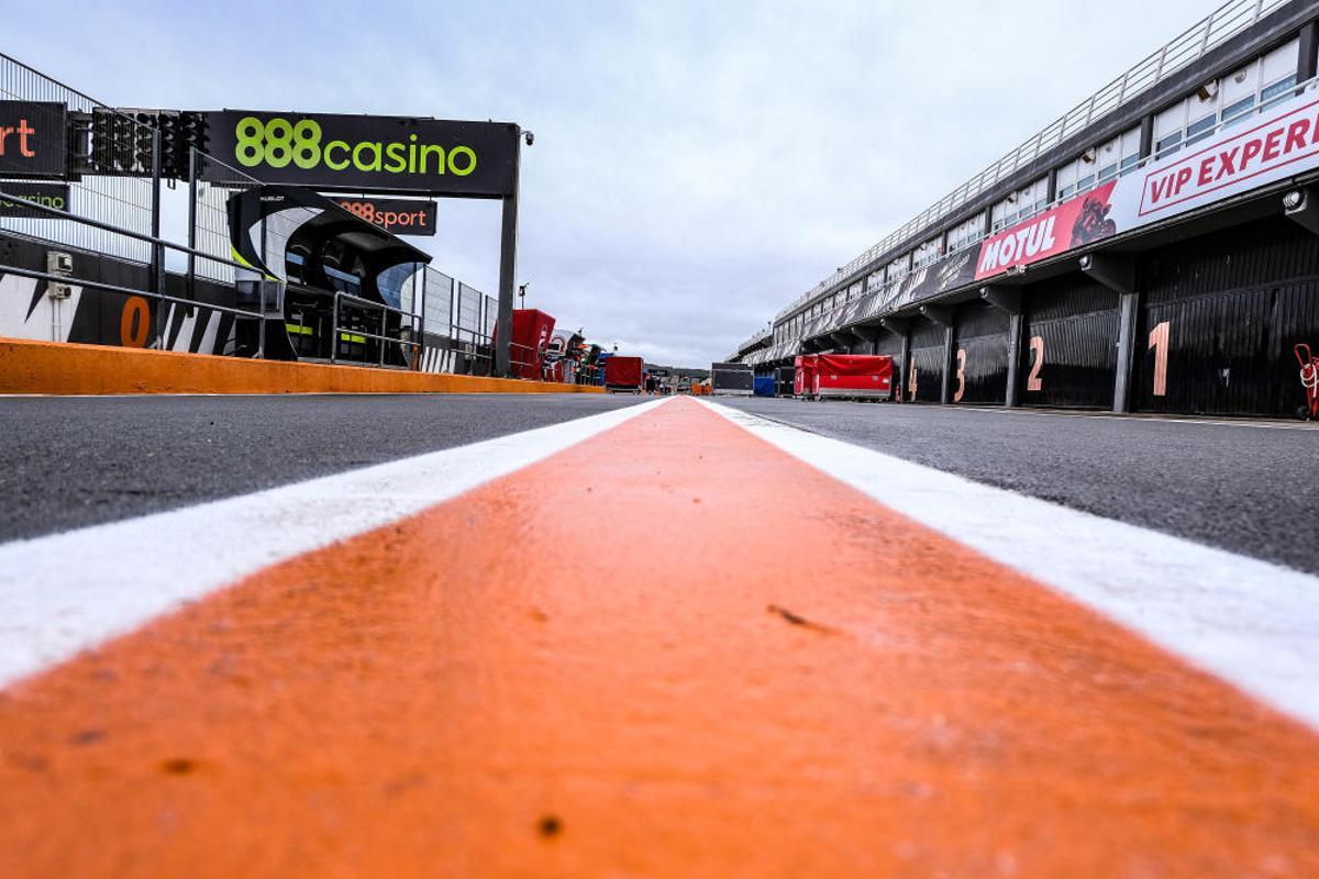 Cheste se prepara para el GP de Europa Cheste se prepara para el GP de Europa