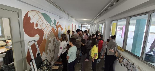 Mural ecológico en el colegio Espiñeira-Aldán