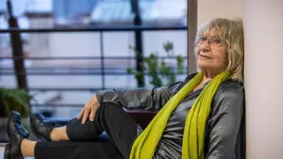 Antònia Vicens: "Mis personajes viven dolor, crueldad y pasión; la crueldad es inherente al ser humano"