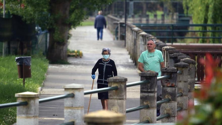 Spaziergänger in Oviedo.