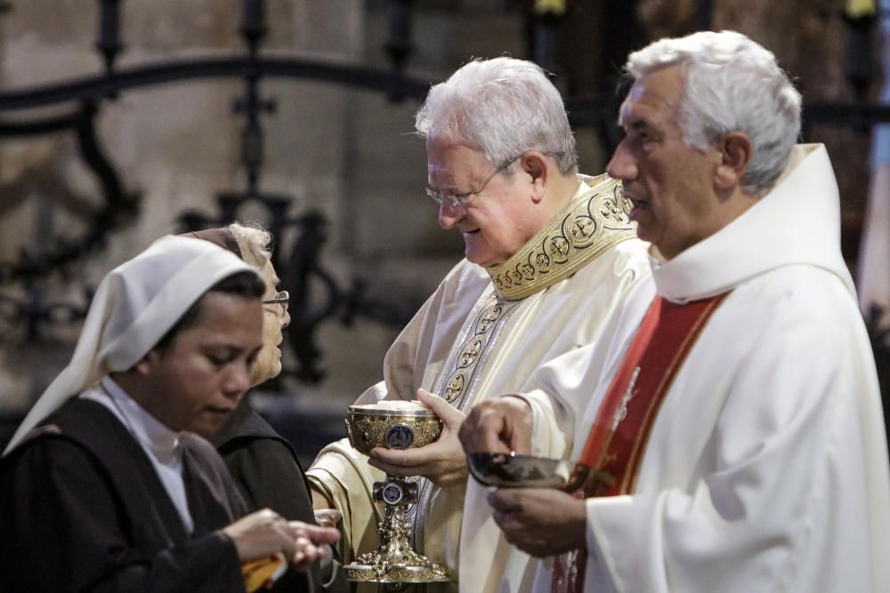 Salinas se despide de Mallorca con una misa en la catedral