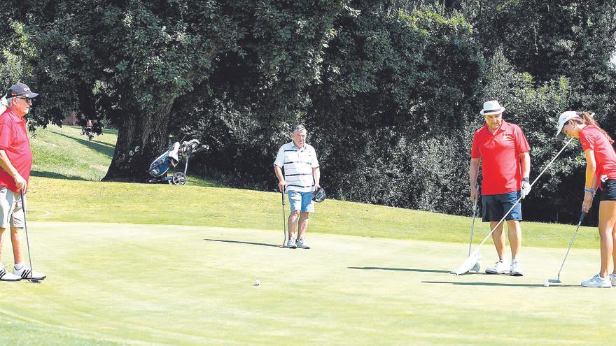 Torneo de golf de LA NUEVA ESPAÑA: empieza la acción en La Llorea - La  Nueva España