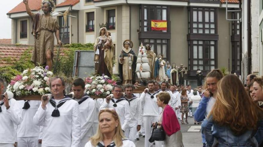 La procesión de San Juan abarrota La Arena