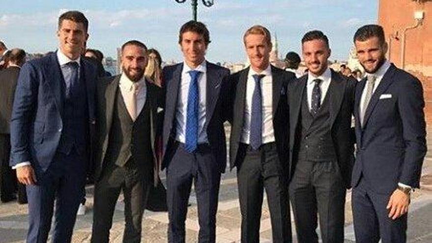 Álex Fernández, junto a Yáñez, Carvajal, Mosquera, Sarabia y su hermano Nacho