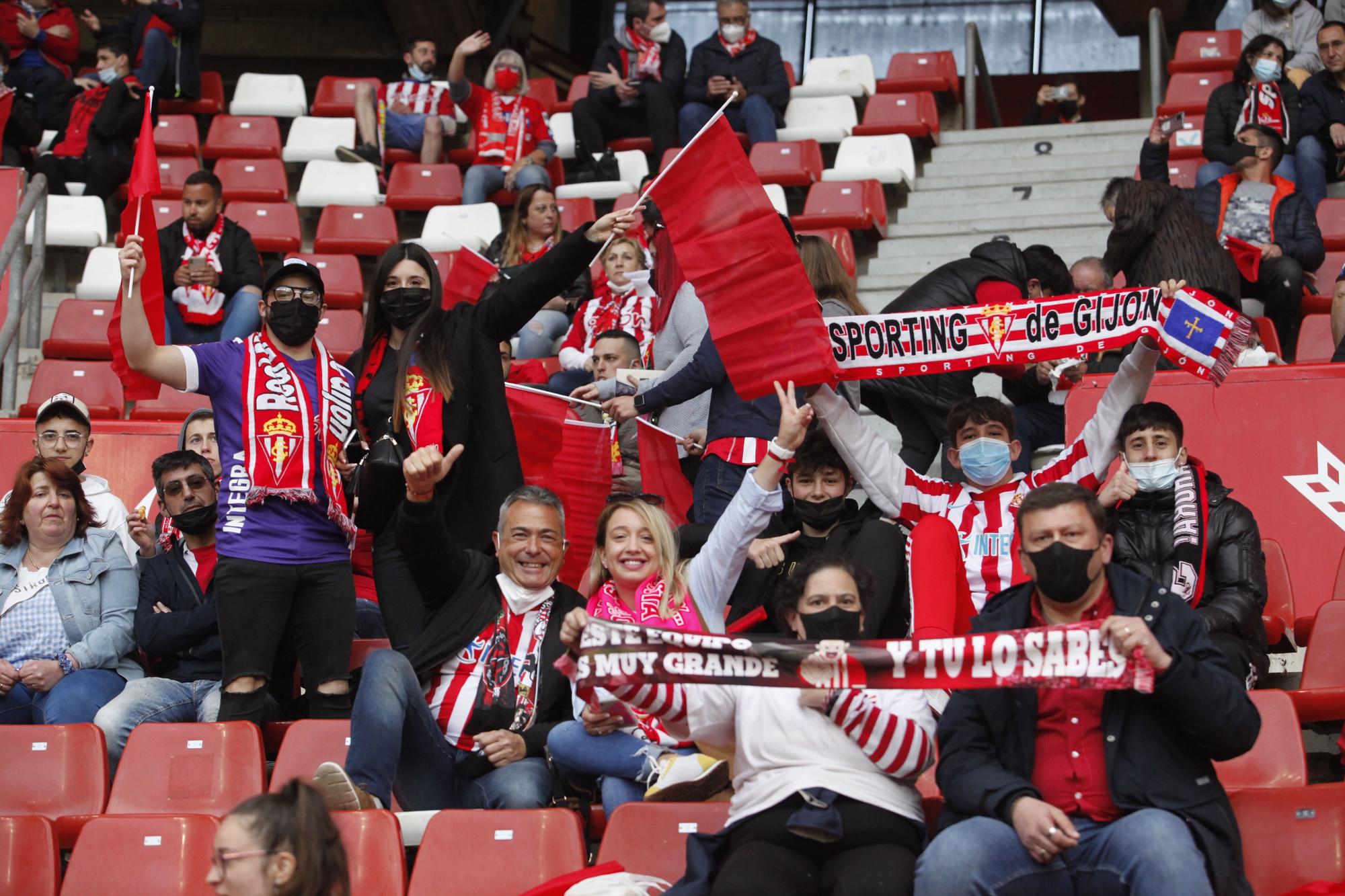 EN IMÁGENES: Así fue el derbi asturiano en El Molinón