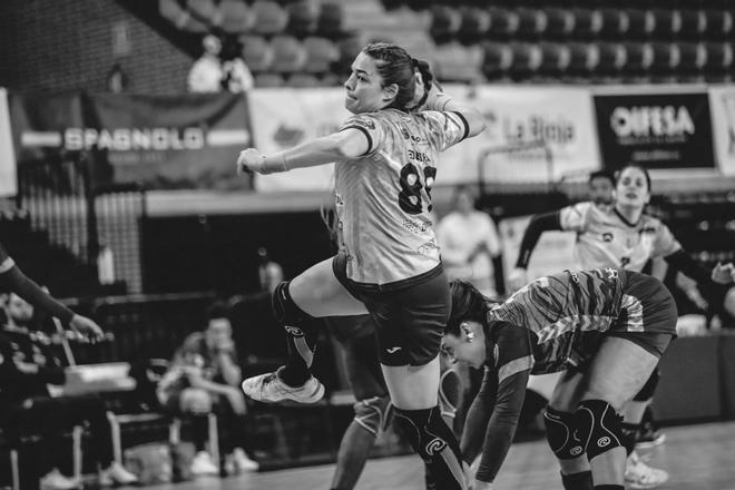 Muere la exjugadora de balonmano Silvia Ederra a los 43 años