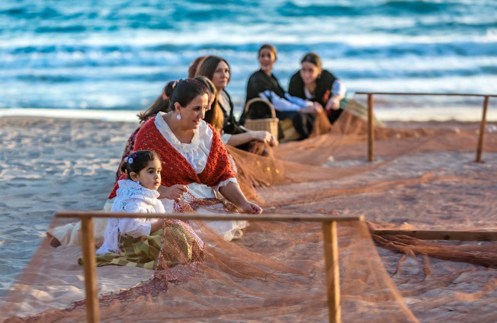 Representación del Hallazgo en la playa de Poniente de Benidorm