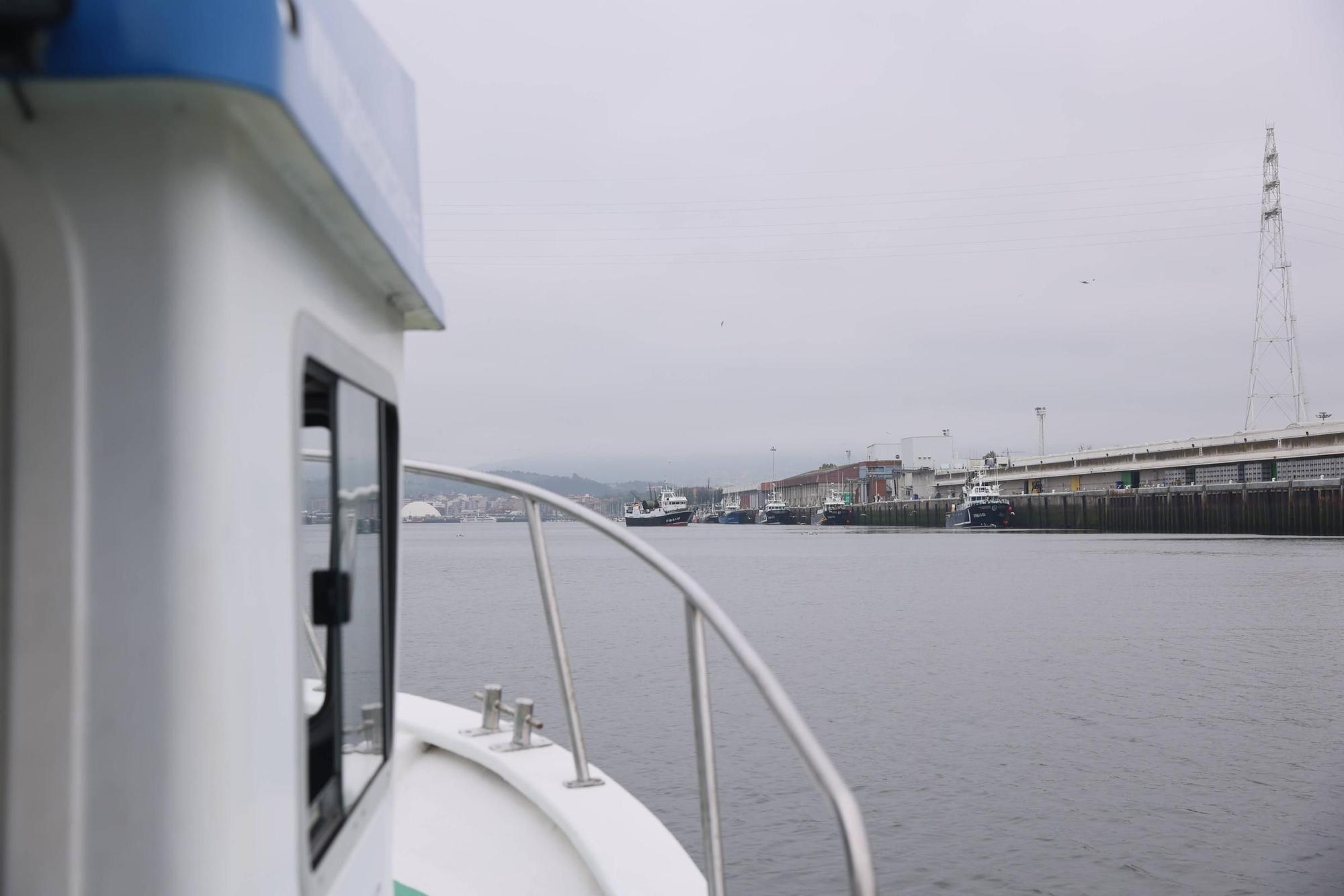 Regresan los paseos en lancha por la ría de Avilés: y hay novedades